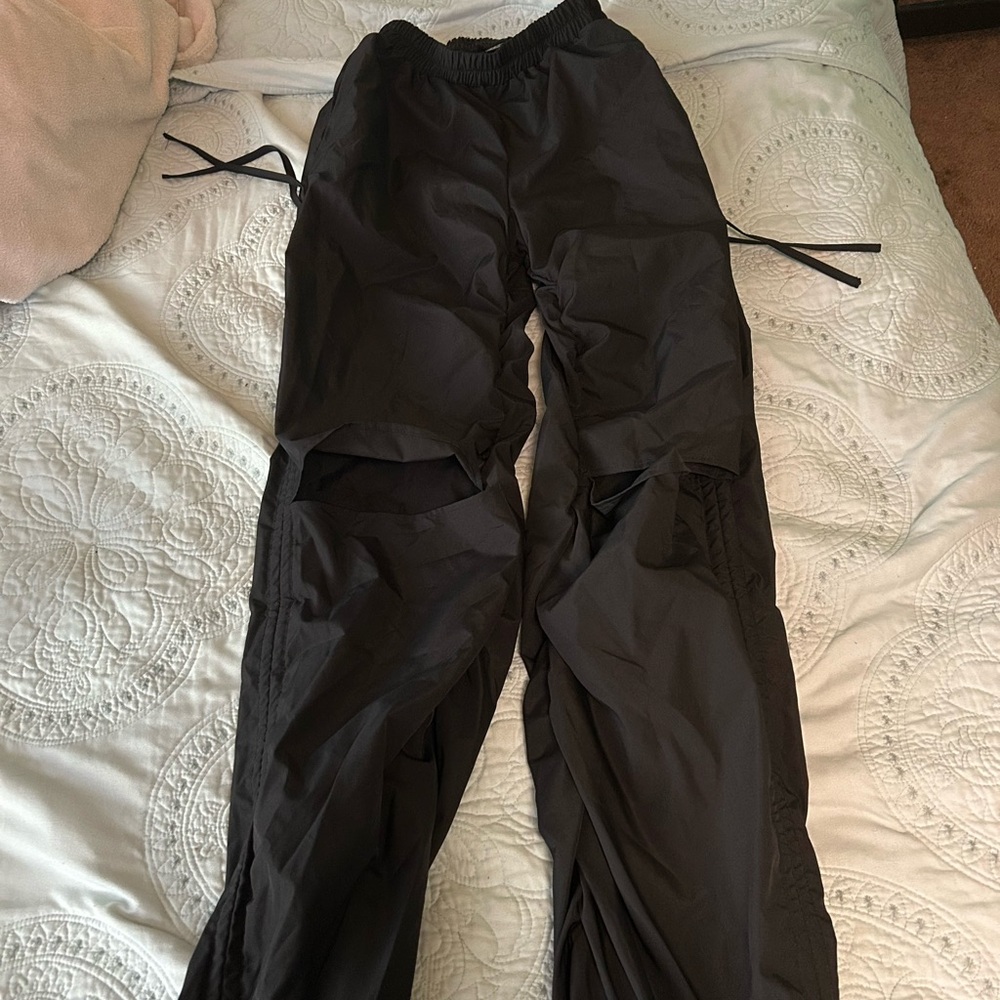 Black Cargo Pants